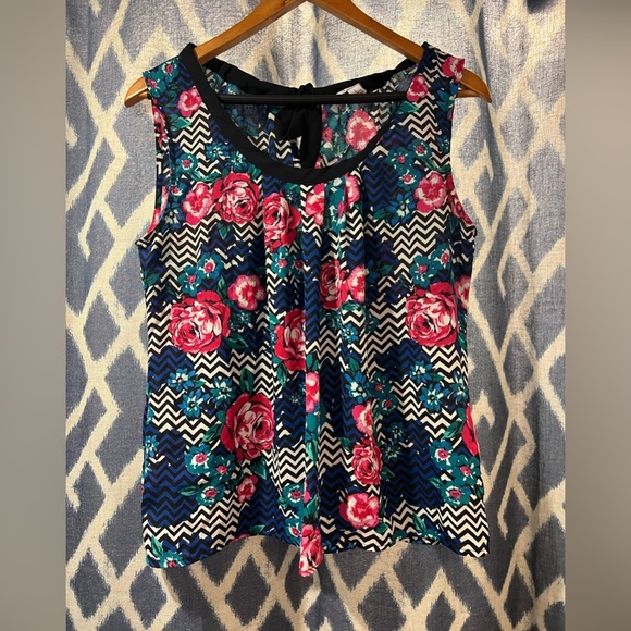 Candies Floral Tank Size L - Picture 1 of 4